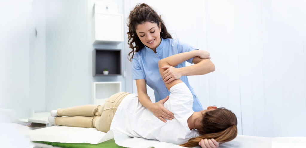 Best Physiotherapy Clinic in Dwarka for Back Pain